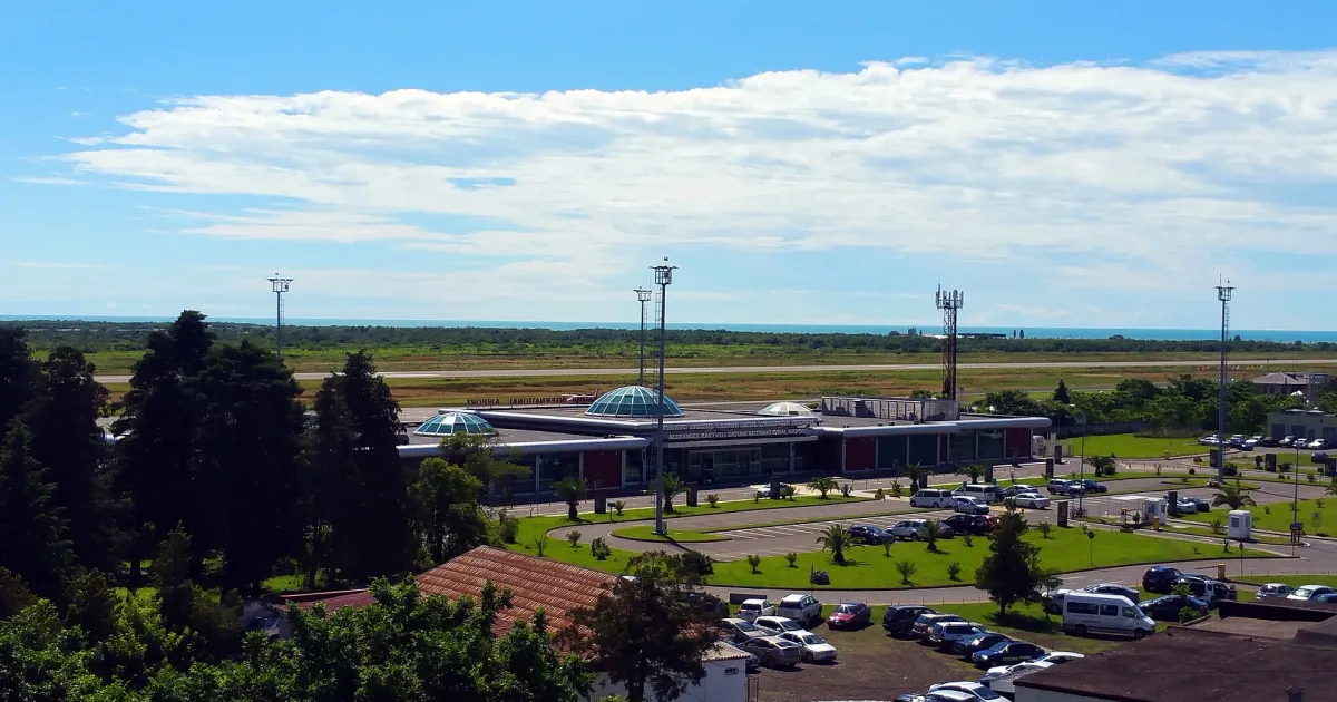 Александр Картвели — вид аэропорта