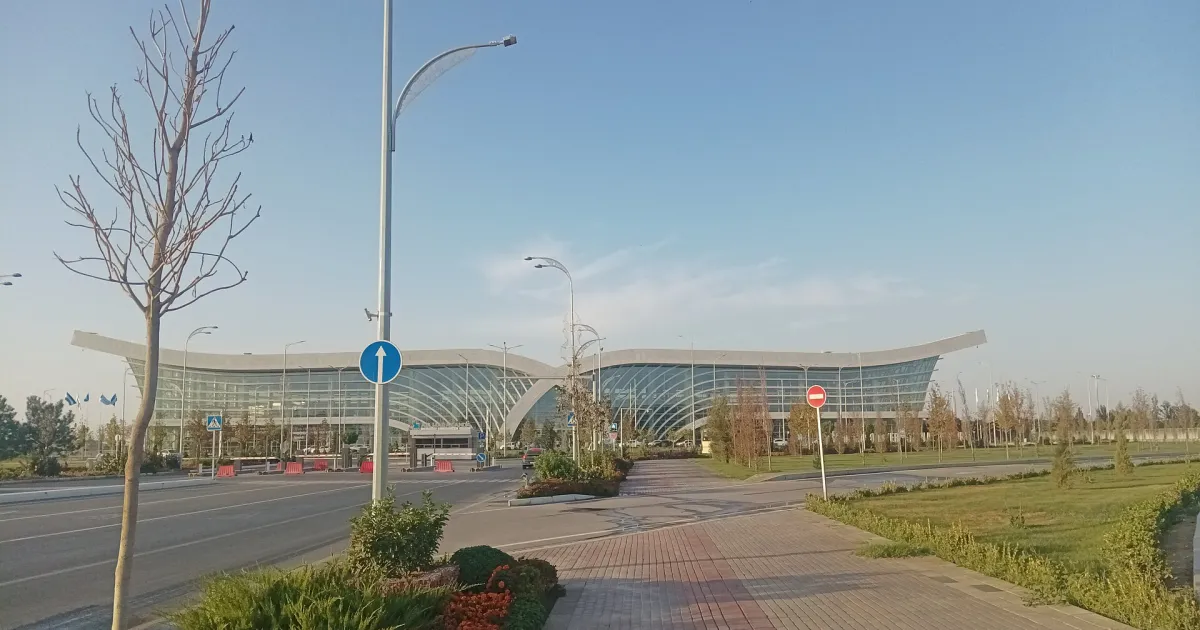 Самарканд — вид аэропорта